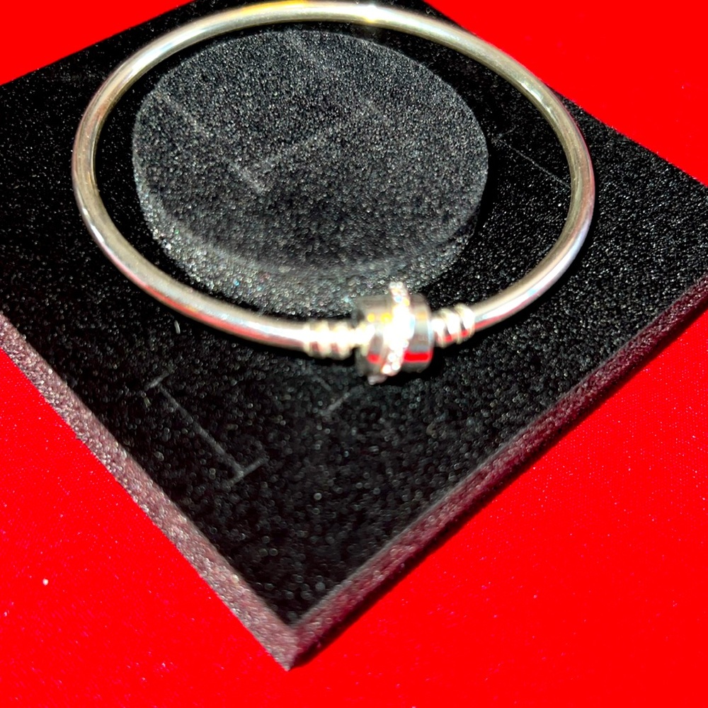 Pandora Moments Limited Edition Shooting Star Charm Bangle